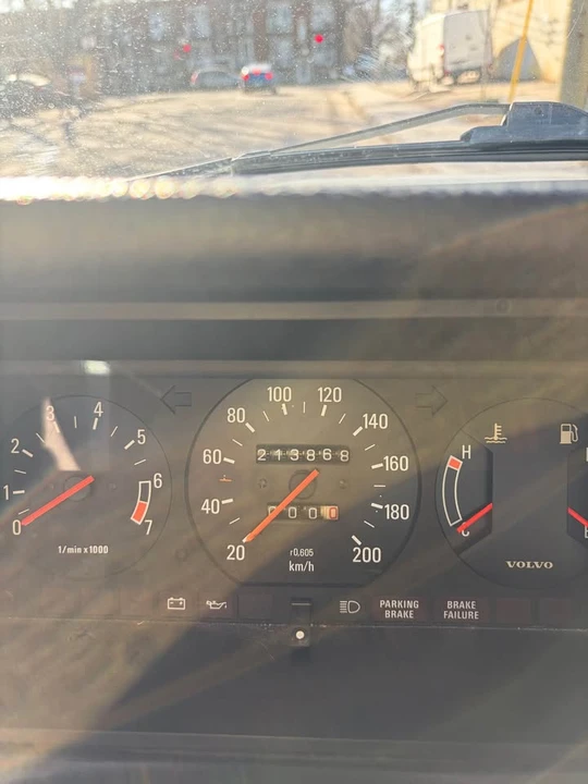 1981 Volvo 200 Series - Image 15 of 17