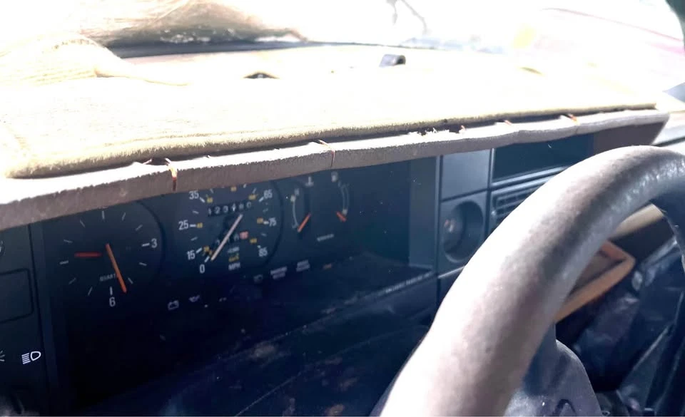 1981 Volvo 244 - Image 4 of 4