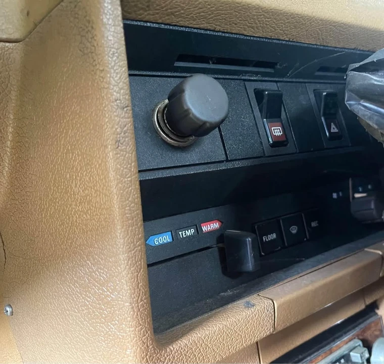 1981 Volvo 244 - Image 3 of 4