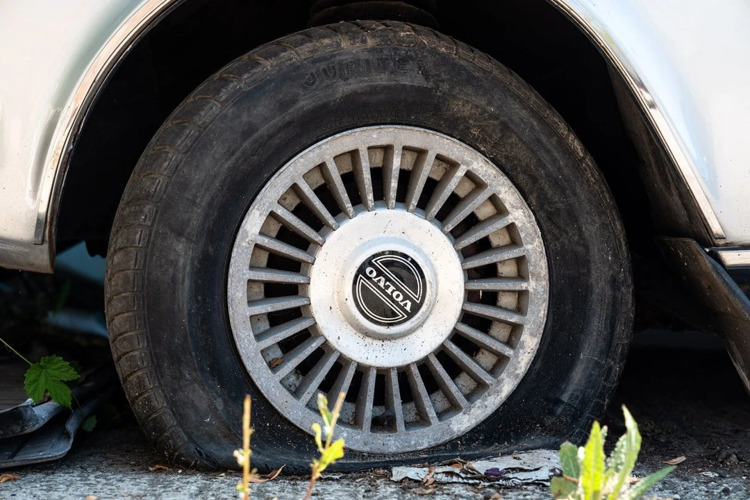 1981 Volvo 262C - Image 10 of 30