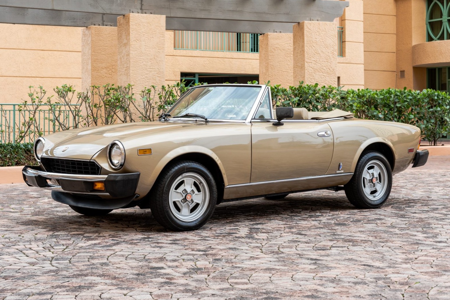 1981 Fiat Spider 2000 Limited Edition