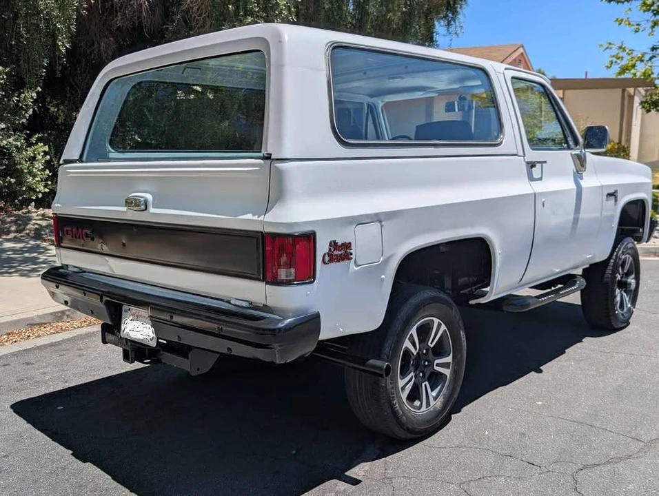 1982 GMC Jimmy 2nd Gen - Image 2 of 12
