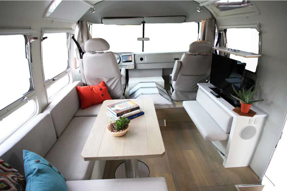 1982 Airstream - Image 5 of 11