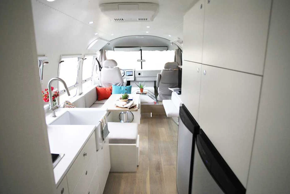 1982 Airstream - Image 9 of 11