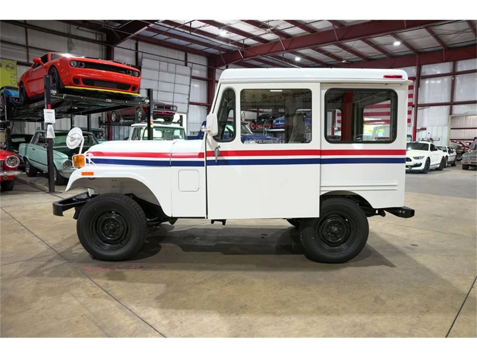 1982 AM General - Image 4 of 31