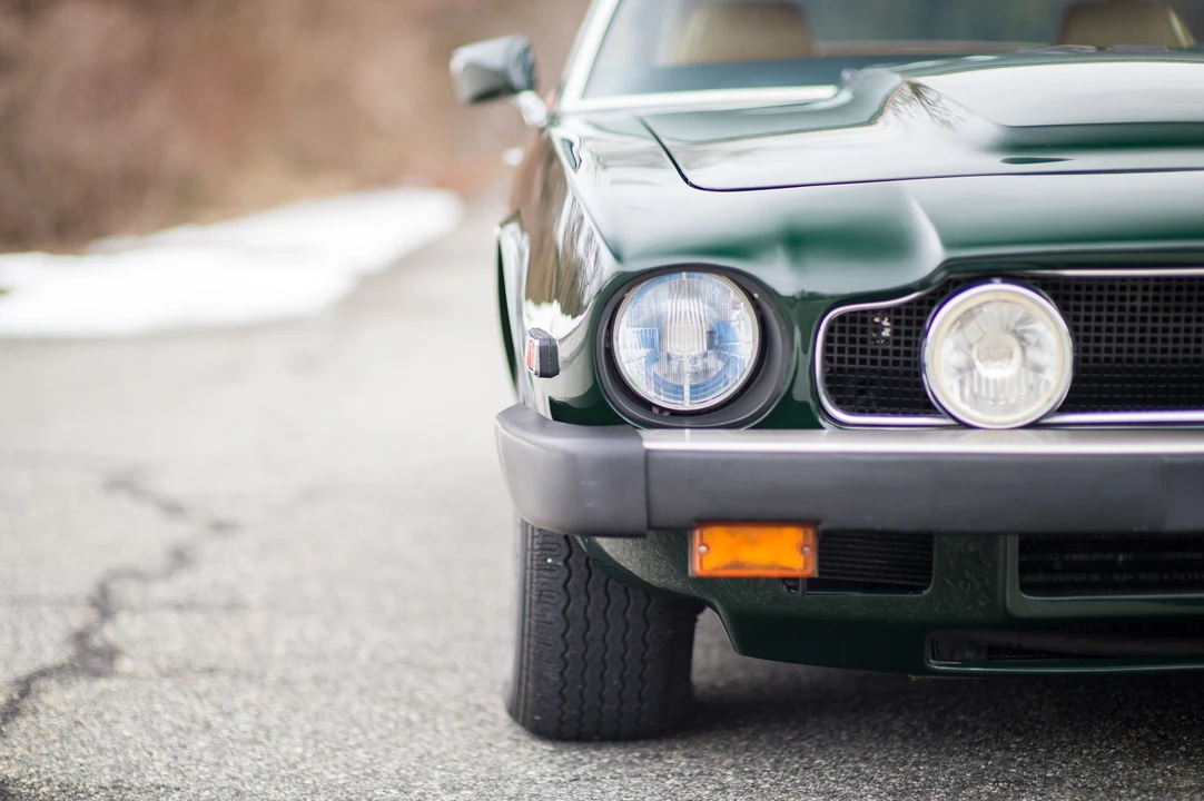 1982 Aston Martin DBS V8 & V8 & V8 Vantage - Image 26 of 31