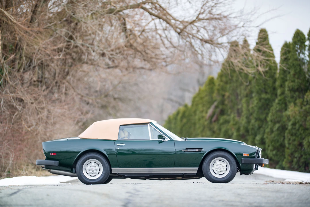 1982 Aston Martin DBS V8 & V8 & V8 Vantage - Image 7 of 31