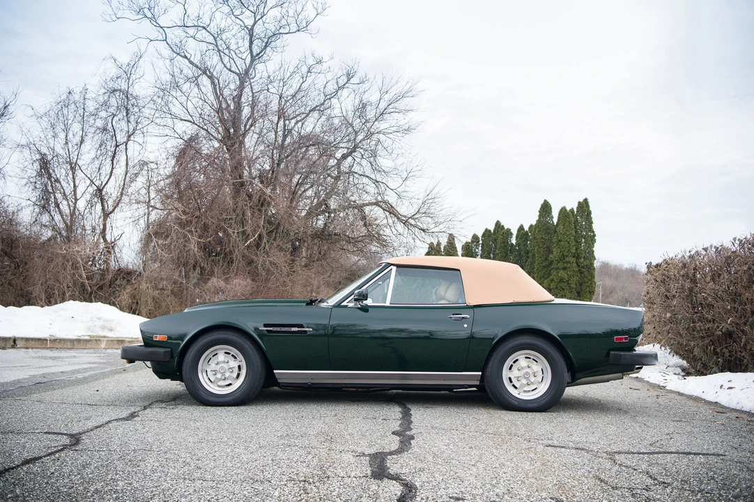 1982 Aston Martin DBS V8 & V8 & V8 Vantage - Image 5 of 31