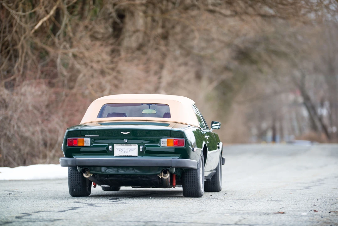 1982 Aston Martin DBS V8 & V8 & V8 Vantage - Image 9 of 31