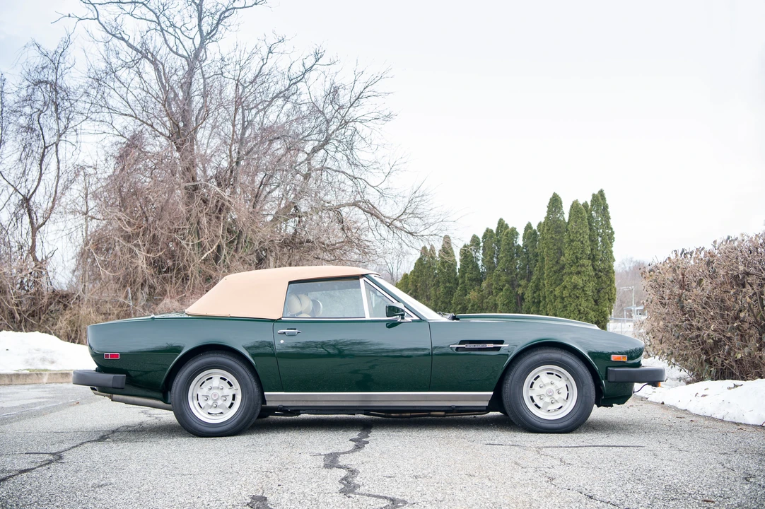 1982 Aston Martin DBS V8 & V8 & V8 Vantage - Image 2 of 31