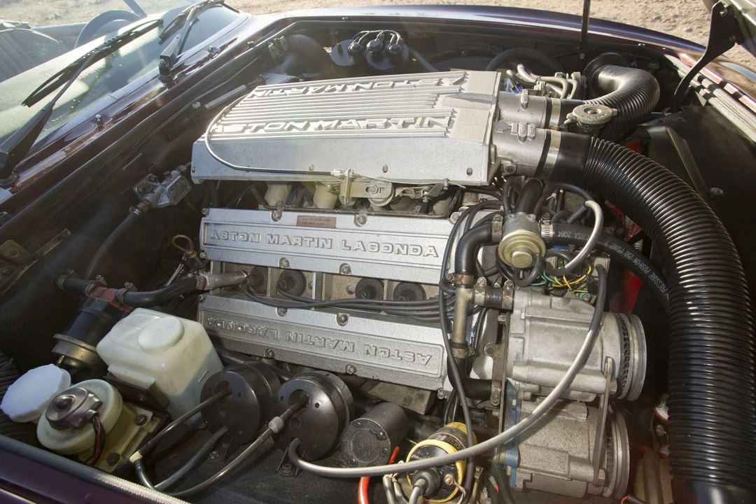 1982 Aston Martin DBS V8 & V8 & V8 Vantage - Image 12 of 31