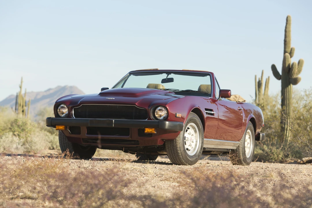 1982 Aston Martin DBS V8 & V8 & V8 Vantage - Image 4 of 31