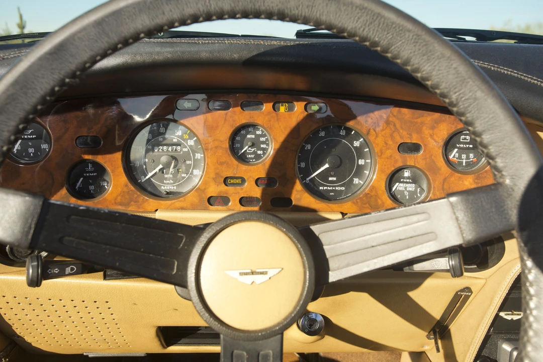 1982 Aston Martin DBS V8 & V8 & V8 Vantage - Image 16 of 31