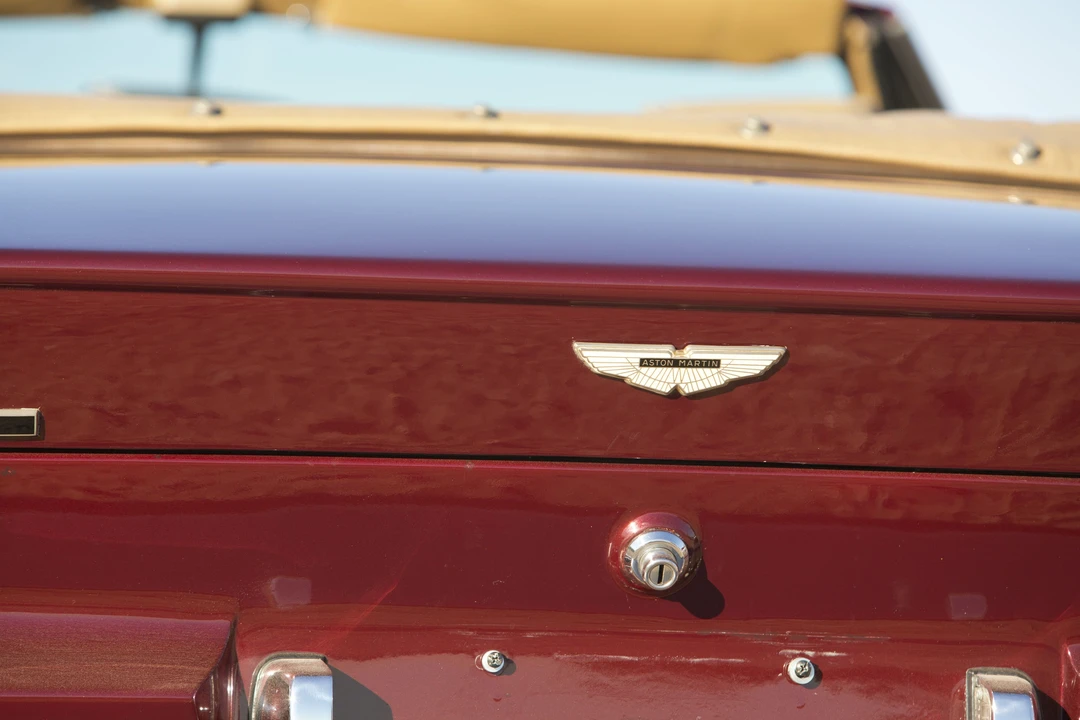1982 Aston Martin DBS V8 & V8 & V8 Vantage - Image 26 of 31