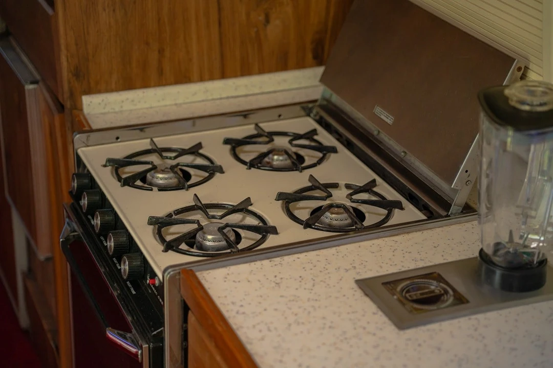 1985 Airstream - Image 14 of 30