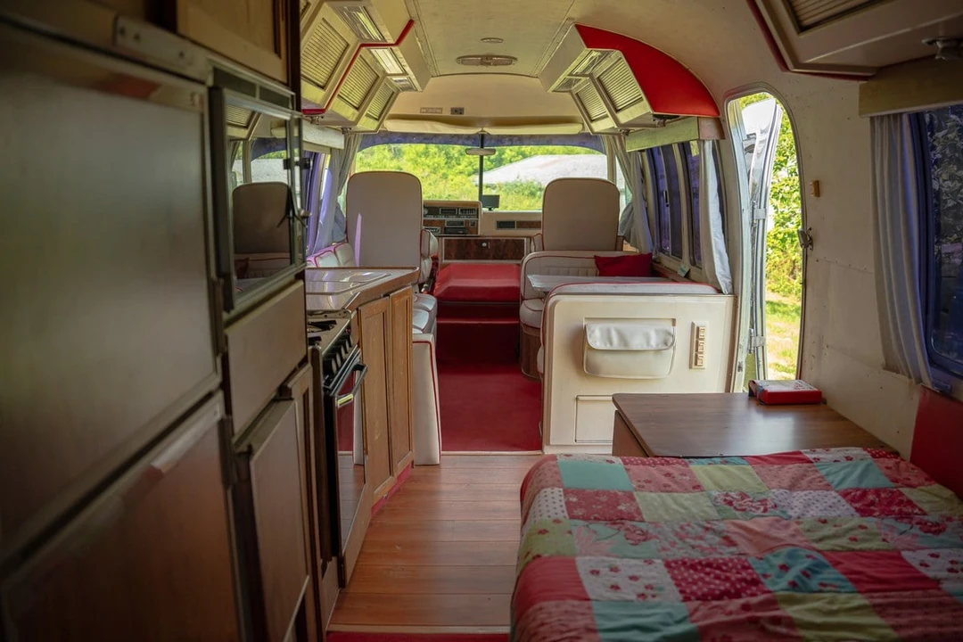 1985 Airstream - Image 6 of 30