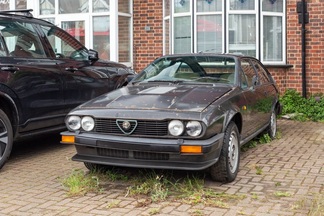 1982 Alfa Romeo Alfetta GT - Image 7 of 30