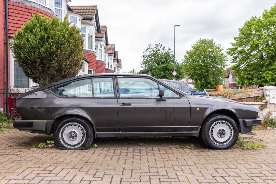 1982 Alfa Romeo Alfetta GT - Image 14 of 30