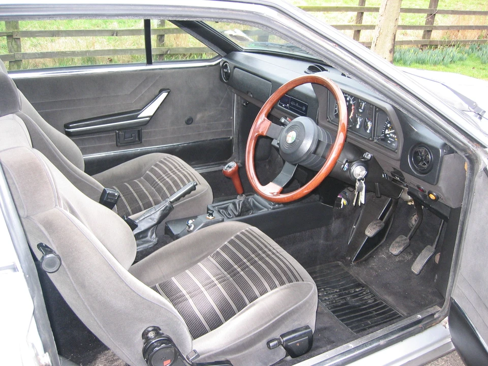 1982 Alfa Romeo Alfetta GT - Image 4 of 9
