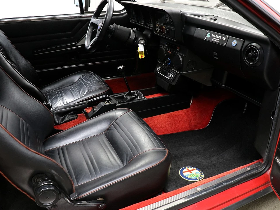 1982 Alfa Romeo Alfetta GT - Image 24 of 31