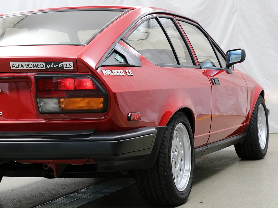 1982 Alfa Romeo Alfetta GT - Image 9 of 31