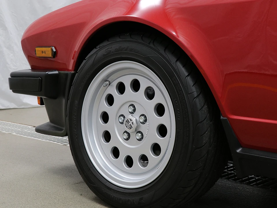 1982 Alfa Romeo Alfetta GT - Image 13 of 31
