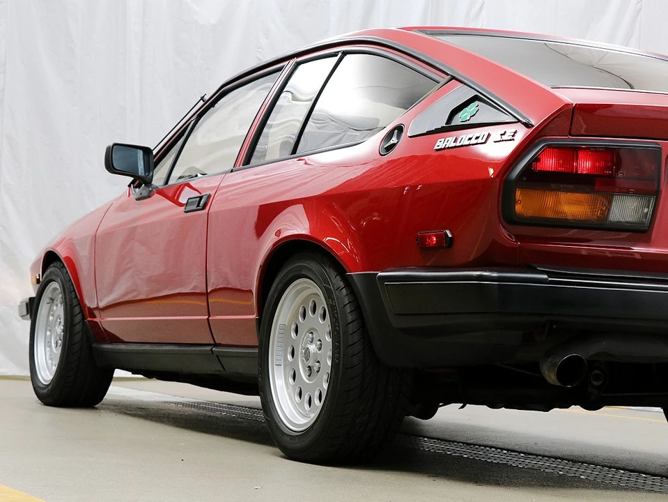 1982 Alfa Romeo Alfetta GT - Image 7 of 31