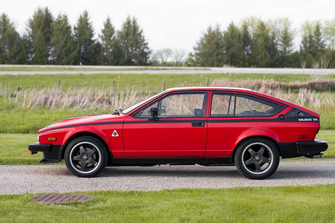 1982 Alfa Romeo Alfetta GT - Image 10 of 31