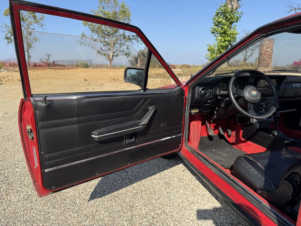 1982 Alfa Romeo Alfetta GT - Image 30 of 31