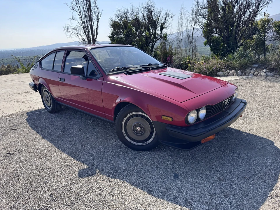 1982 Alfa Romeo Alfetta GT - Image 9 of 31