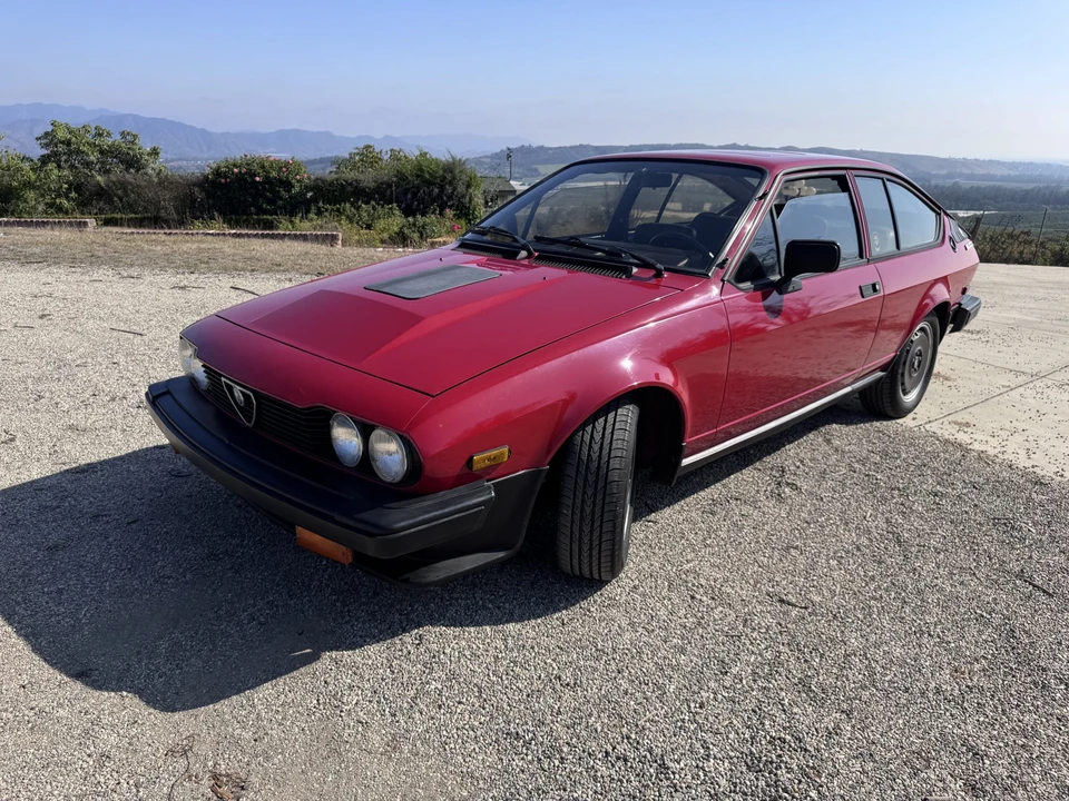 1982 Alfa Romeo Alfetta GT - Image 2 of 31