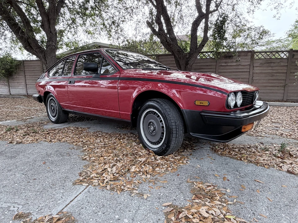 1982 Alfa Romeo Alfetta GT - Image 22 of 31