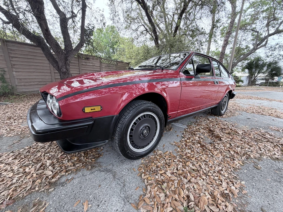 1982 Alfa Romeo Alfetta GT - Image 7 of 31