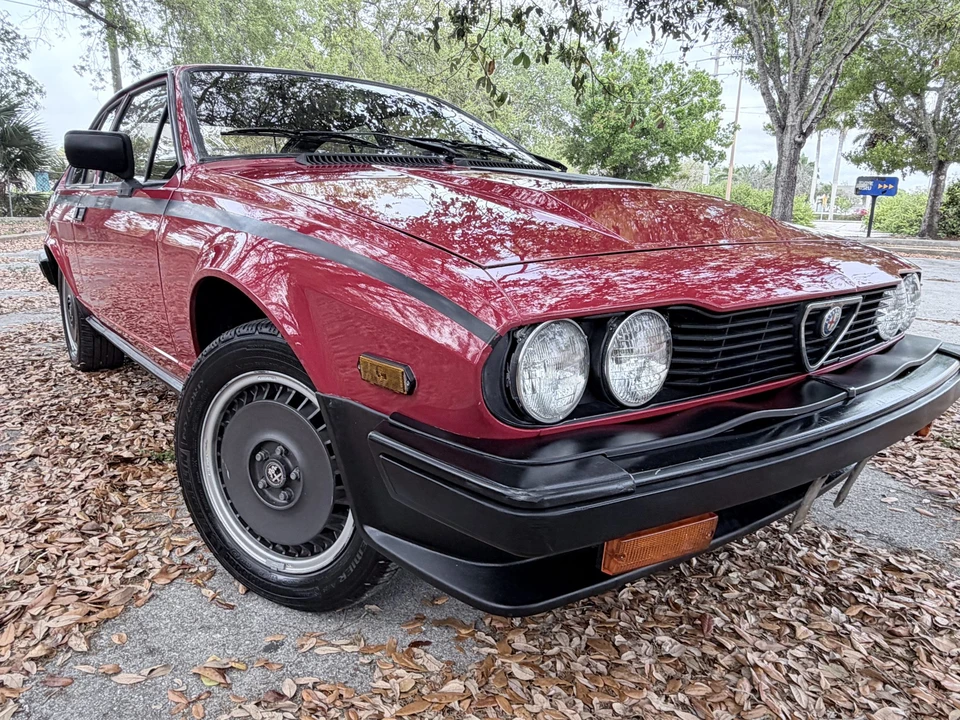 1982 Alfa Romeo Alfetta GT - Image 2 of 31