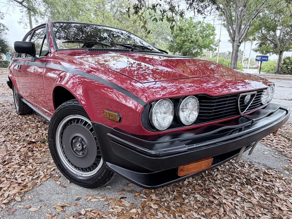 1982 Alfa Romeo Alfetta GT - Image 3 of 31