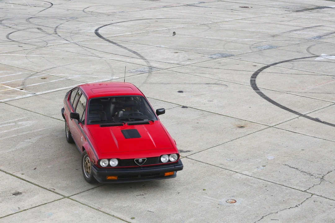 1982 Alfa Romeo Alfetta GT - Image 15 of 31