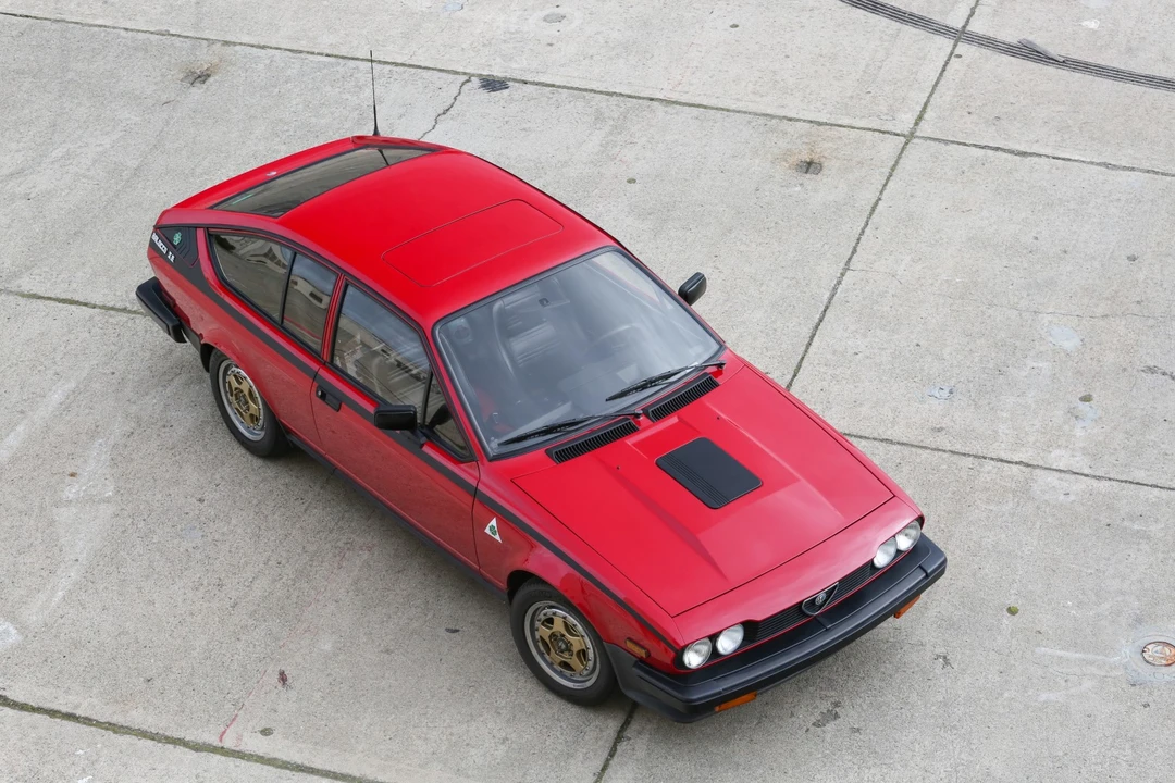 1982 Alfa Romeo Alfetta GT - Image 16 of 31