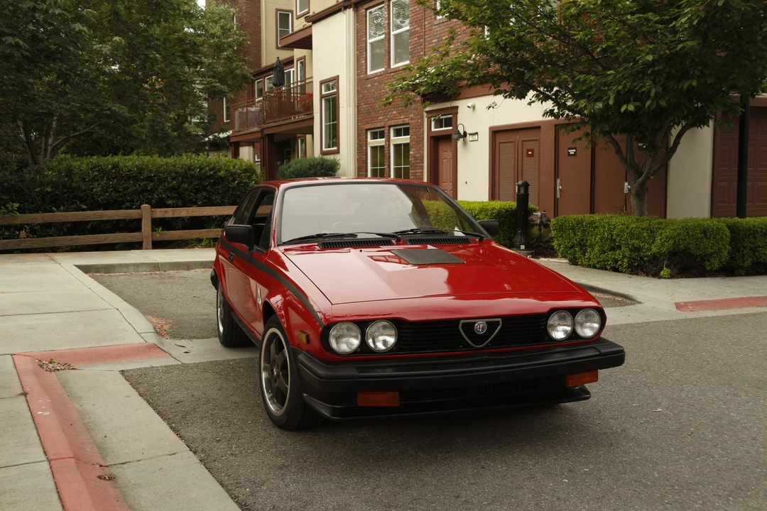 1982 Alfa Romeo Alfetta GT - Image 4 of 31
