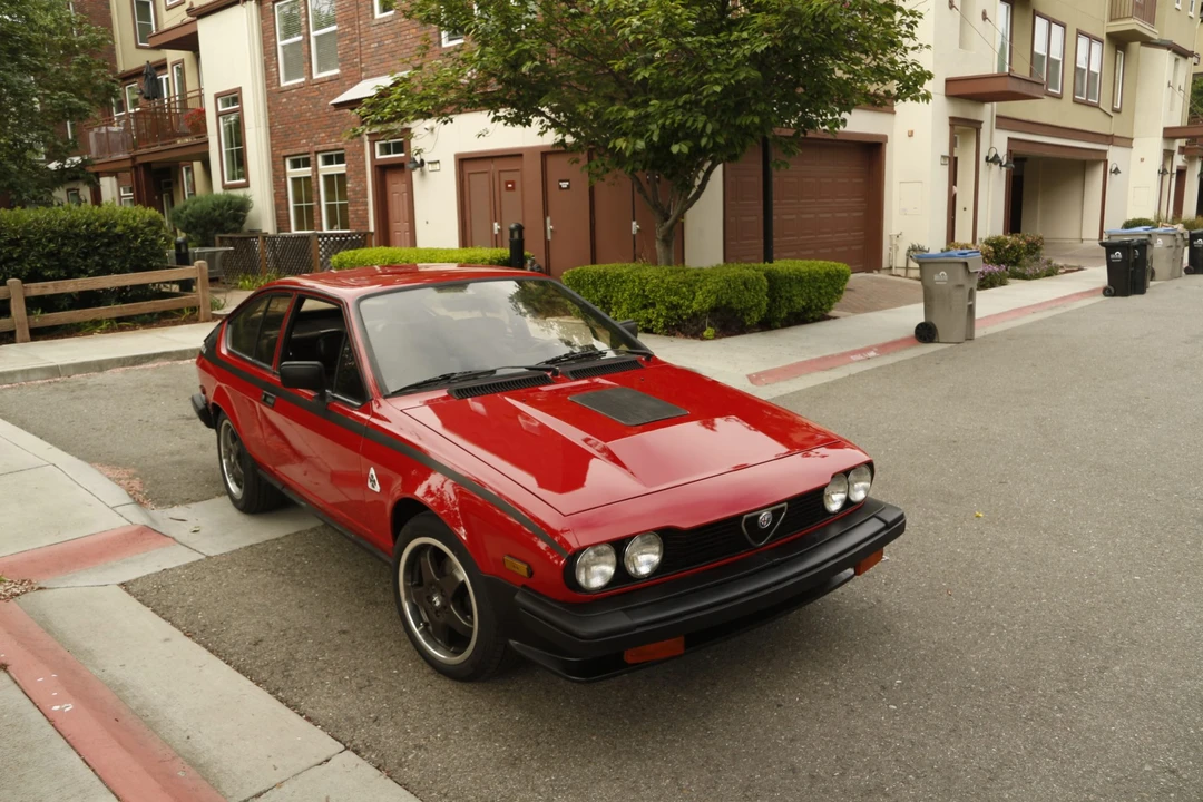 1982 Alfa Romeo Alfetta GT - Image 5 of 31