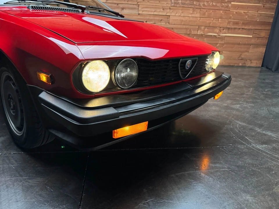 1982 Alfa Romeo Alfetta GT - Image 18 of 31