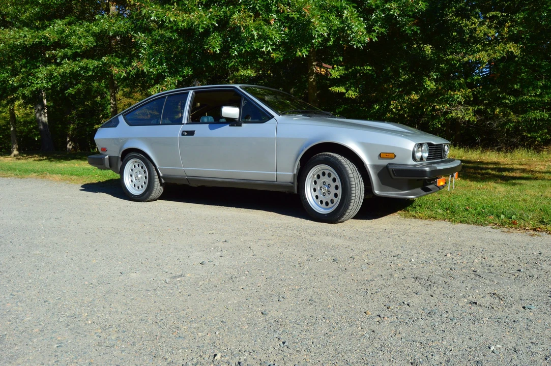 1982 Alfa Romeo Alfetta GT - Image 10 of 31