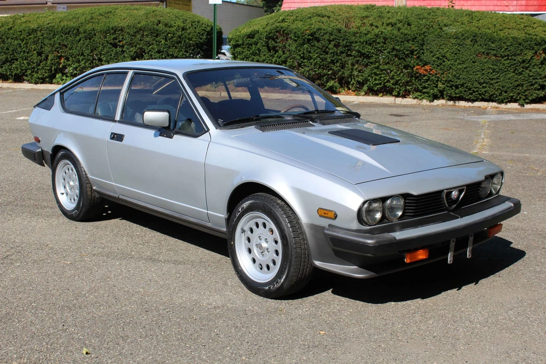 1982 Alfa Romeo Alfetta GT - Image 11 of 31