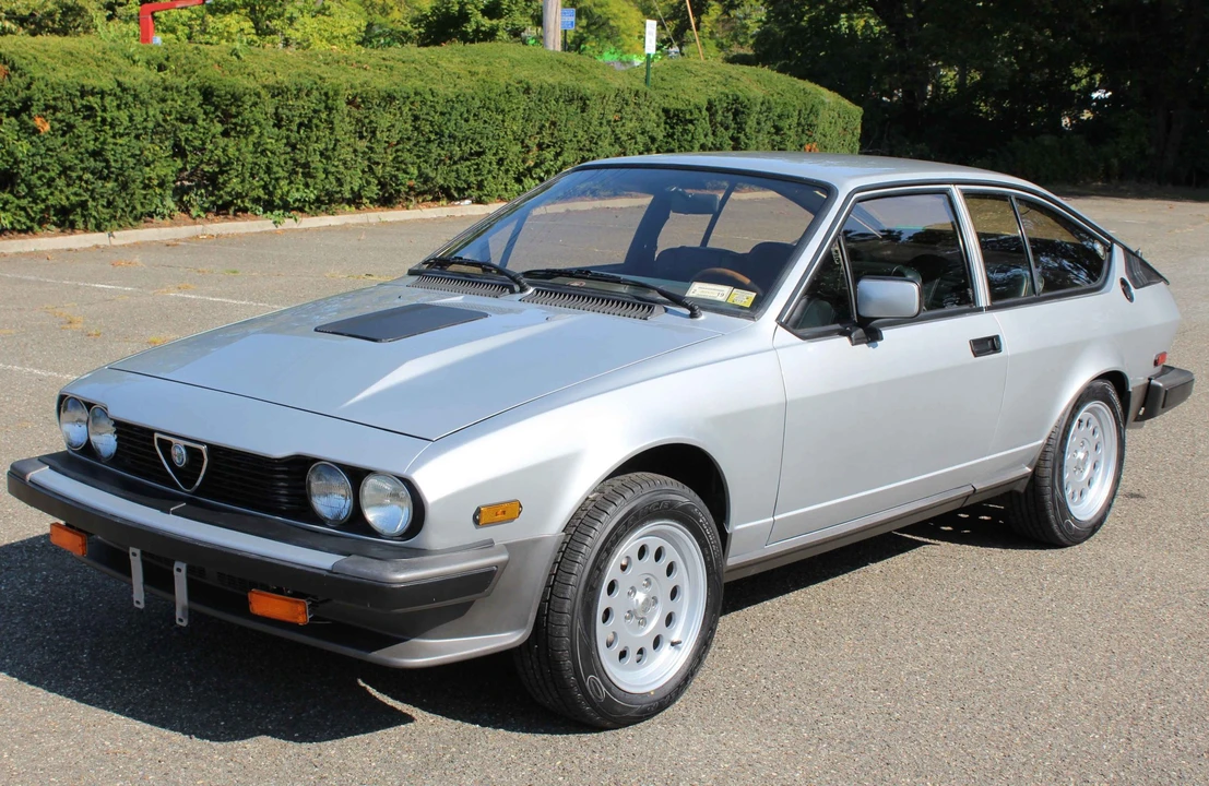 1982 Alfa Romeo Alfetta GT - Image 5 of 31