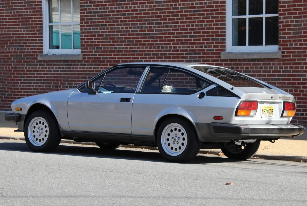1982 Alfa Romeo Alfetta GT - Image 29 of 31