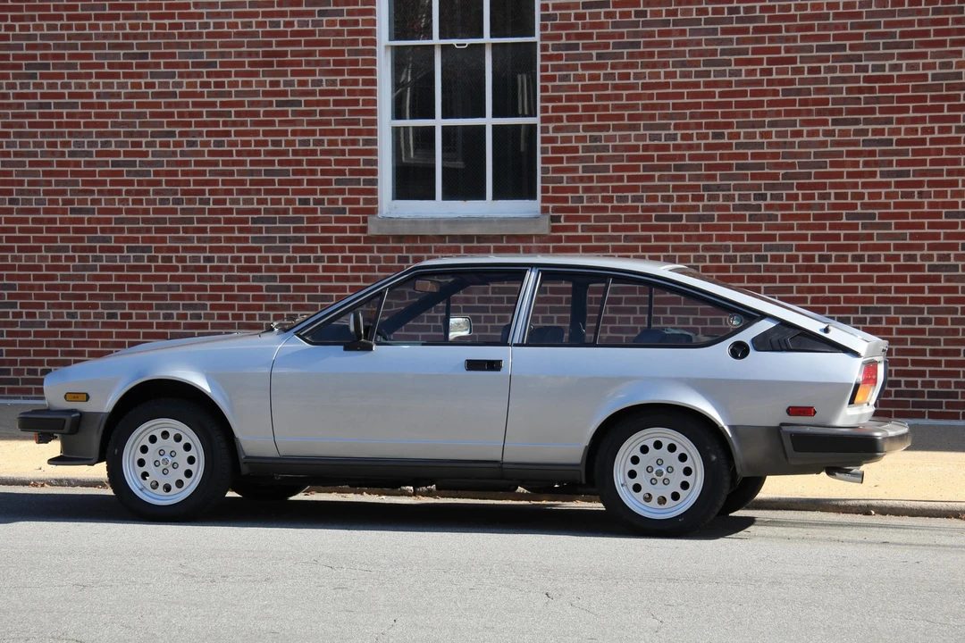 1982 Alfa Romeo Alfetta GT - Image 27 of 31