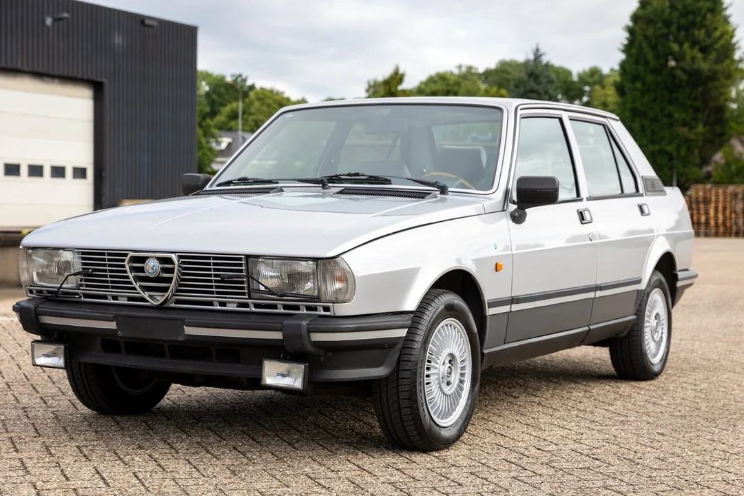 1982 Alfa Romeo 116 Giulietta - Image 28 of 30