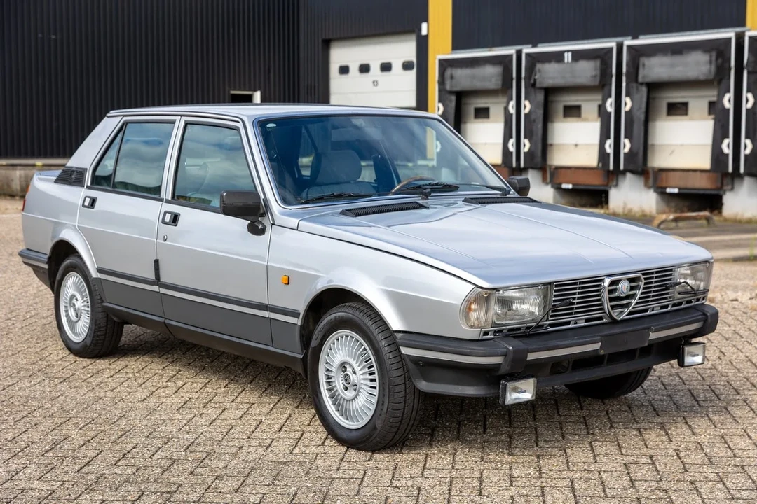 1982 Alfa Romeo 116 Giulietta - Image 16 of 30