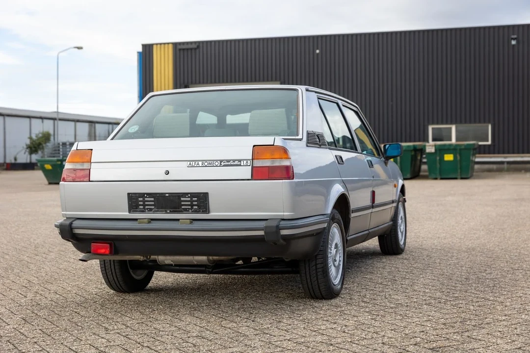 1982 Alfa Romeo 116 Giulietta - Image 7 of 30