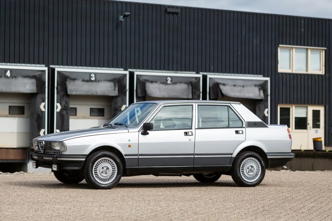 1982 Alfa Romeo 116 Giulietta - Image 20 of 30