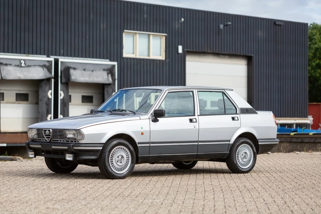 1982 Alfa Romeo 116 Giulietta - Image 4 of 30